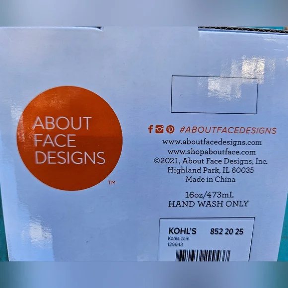 Mom Juice Wine Glass - Picture 5 of 8